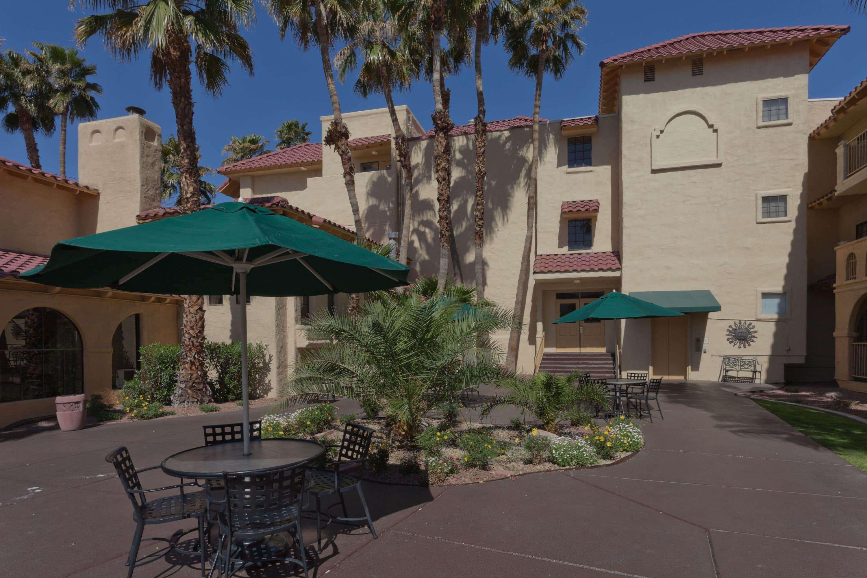 La Quinta By Wyndham Las Vegas Airport N Conv. מראה חיצוני תמונה