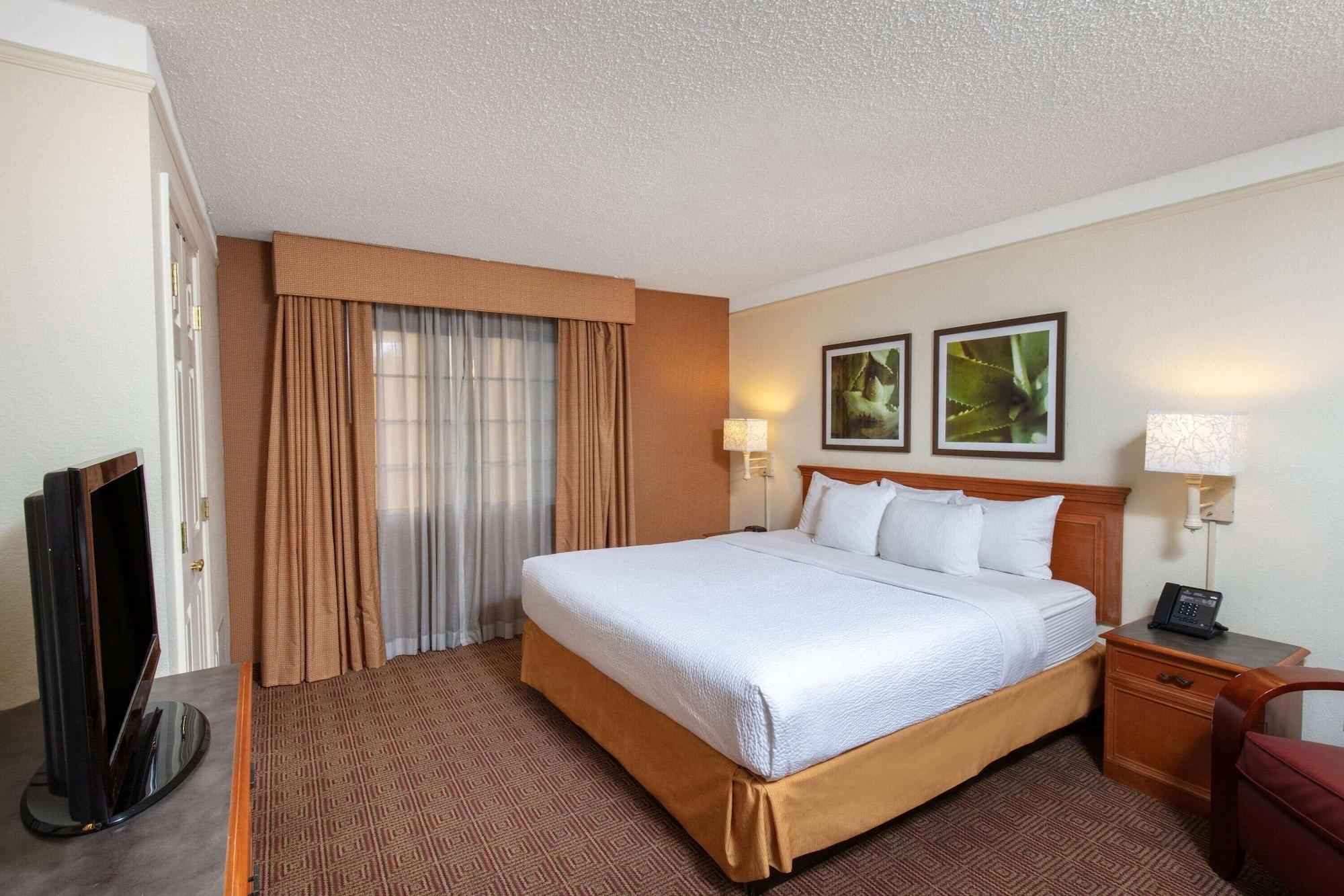 La Quinta By Wyndham Las Vegas Airport N Conv. מראה חיצוני תמונה